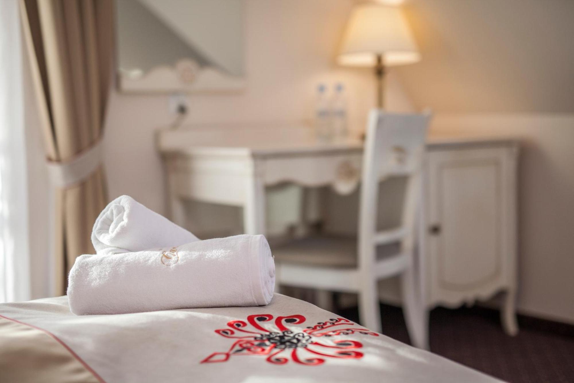 Carlina Hotel & Spa Bialka Tatrzanska Exterior photo